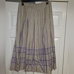 Elegant Purple Striped Skirt